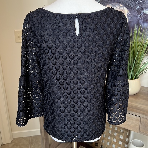 ❤️RSVP by TALBOTS❤️ Stunning Navy Lace Top - Picture 6 of 8